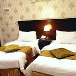 Rozana Aparthotel