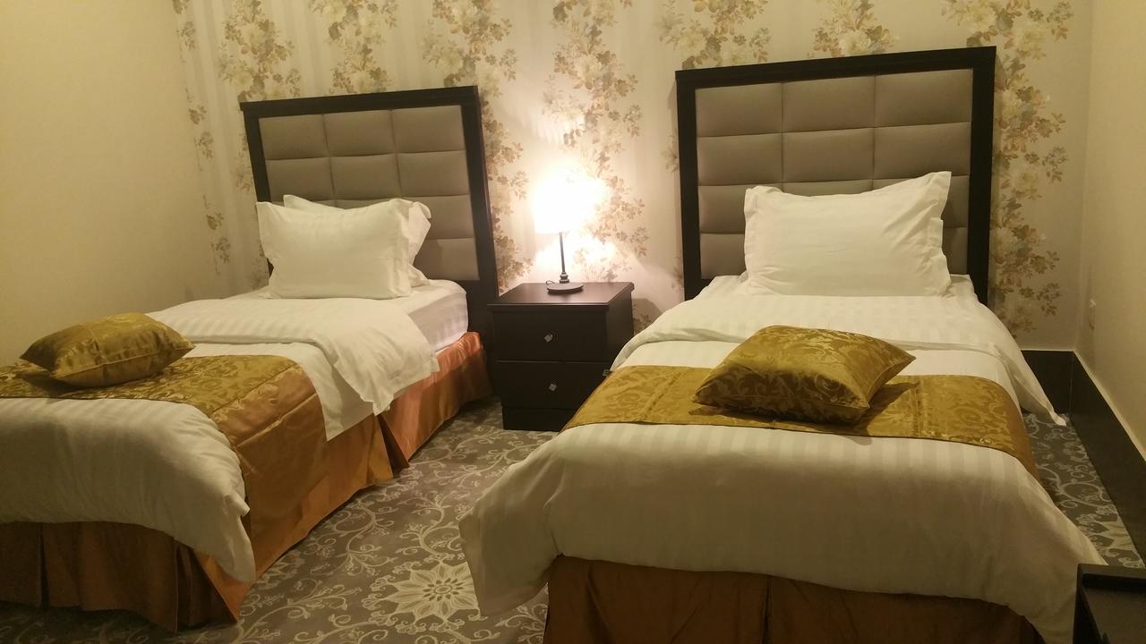 Rozana 3*