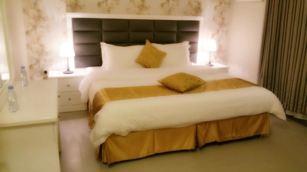 Rozana 3*